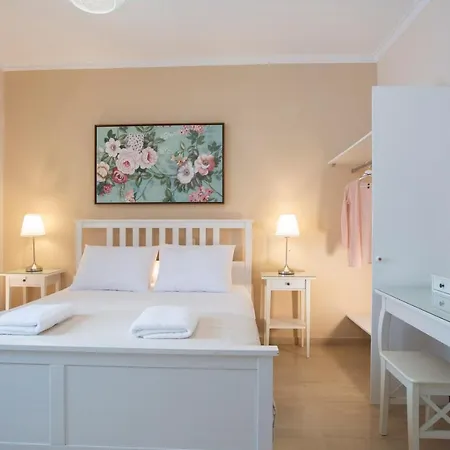 Lygia Apartment *